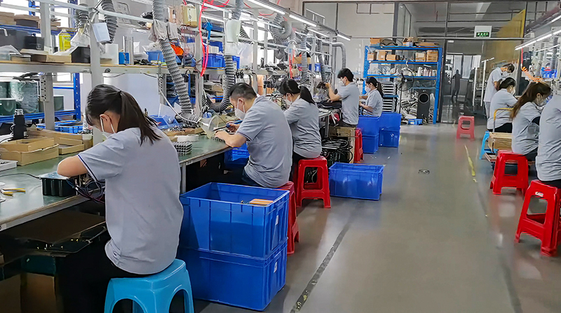 manufacturer specializing in professional line array speakers